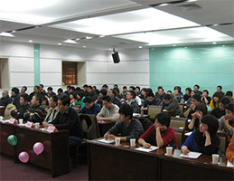 全体员工大会.jpg